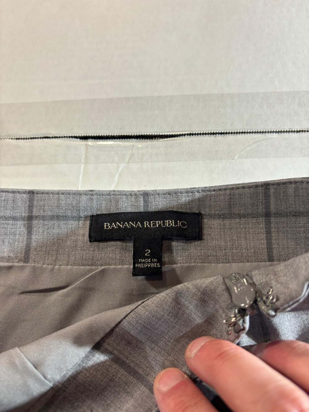 Banana Republic Grey Windowpane Plaid Ruffle Hem Midi Skirt Size 2 - Picture 3 of 4